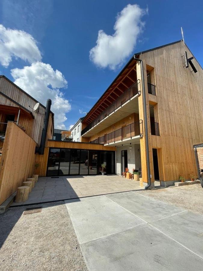 Pozvánka na školení FEELWOOD podlahy