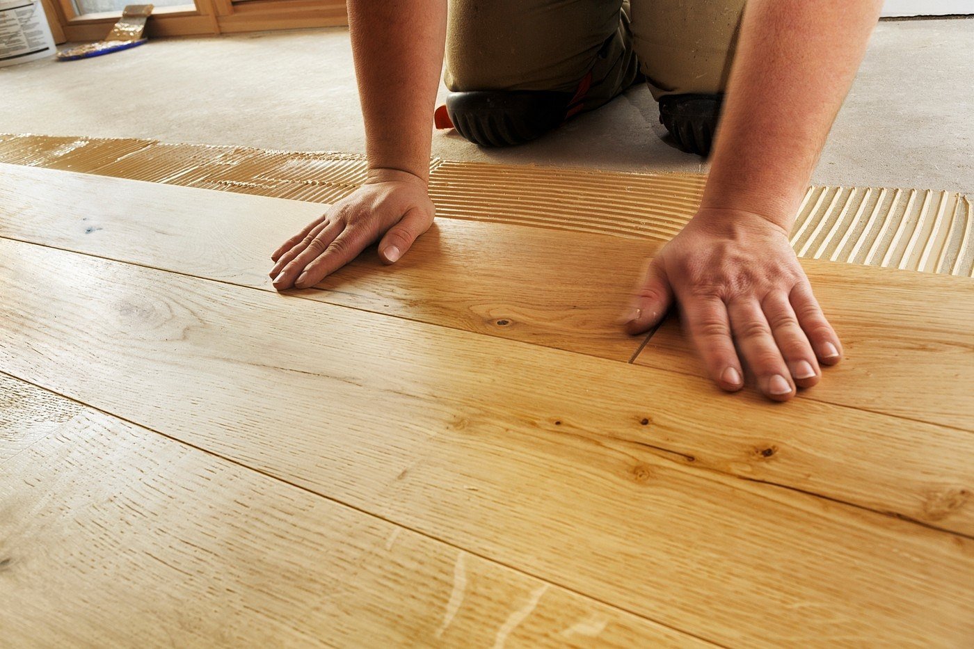 Interiér s dřevěnou masivní podlahou